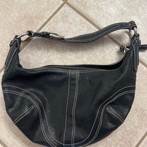 Vintage Coach- Black Leather SoHo Bag